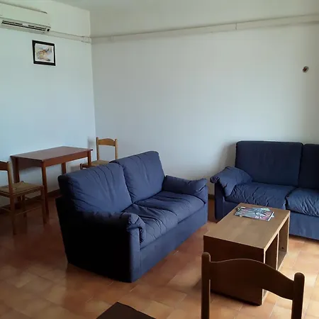 L'aragosta בית הארחה